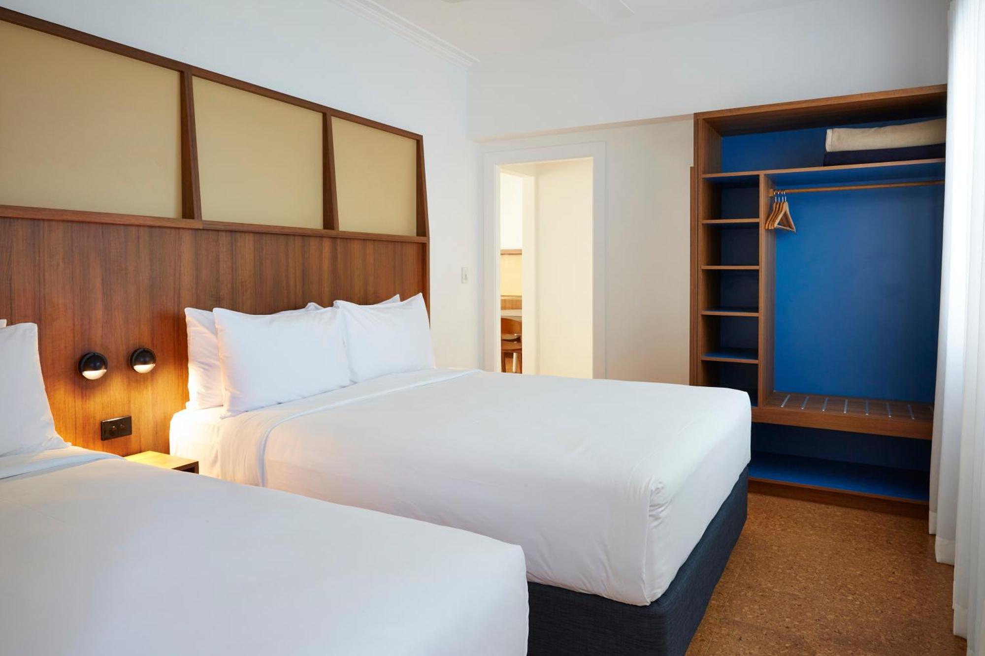 The Sails 3*
